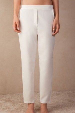 White Women's Intimissimi Trousers with Pockets Pants | AU2257BCP